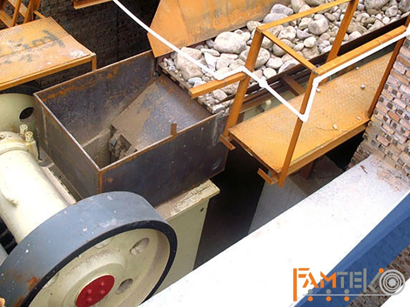 فیدر ویبره ای در صنایع معدنی و سنگ شکن